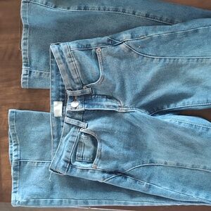 Super cute flare jeans